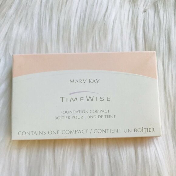 NOS Mary Kay FOUNDATION COMPACT  869100 PLATINUM Empty Refillable NIB NEW - Picture 2 of 7